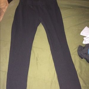 Basic black leggings